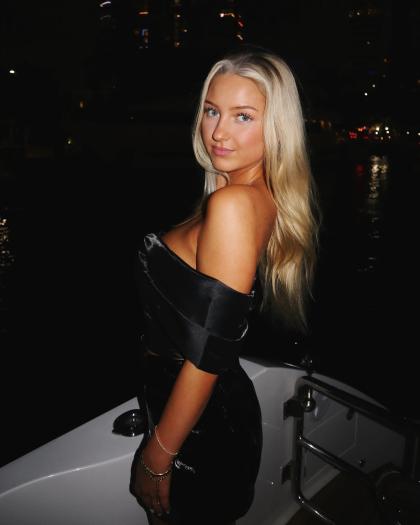 Sydney Thomas photo 58113