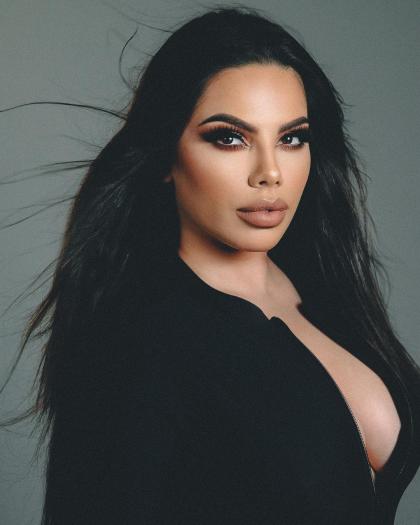 Lizbeth Rodriguez photo 26361