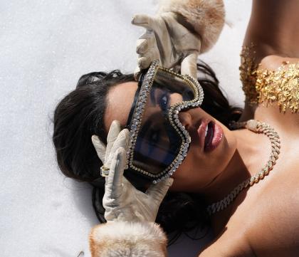 Luna Star photo 26479