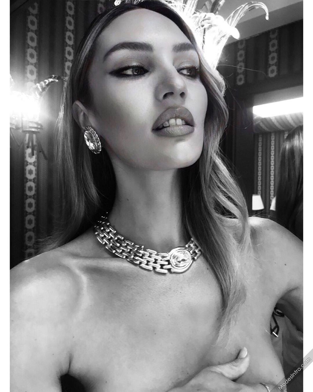 Candice Swanepoel #259551