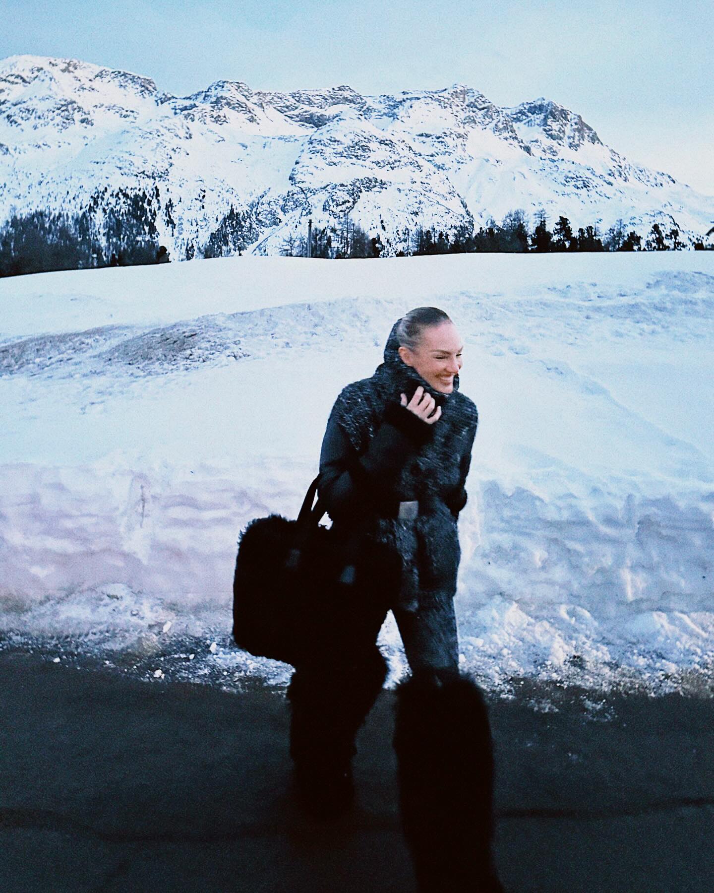 Candice Swanepoel #27008