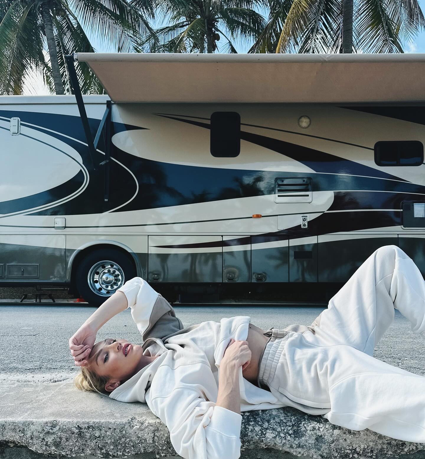 Candice Swanepoel #27012