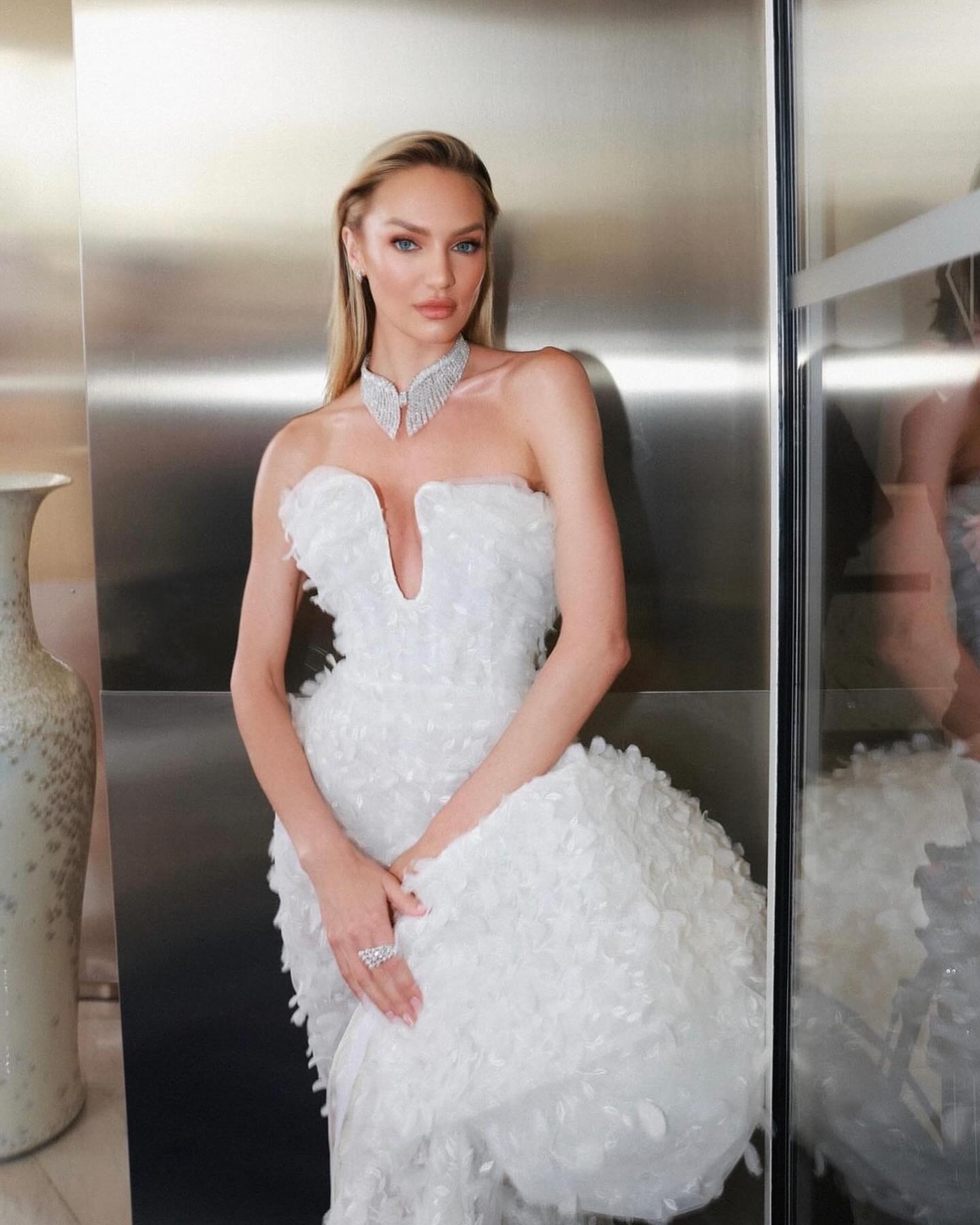 Candice Swanepoel #27057