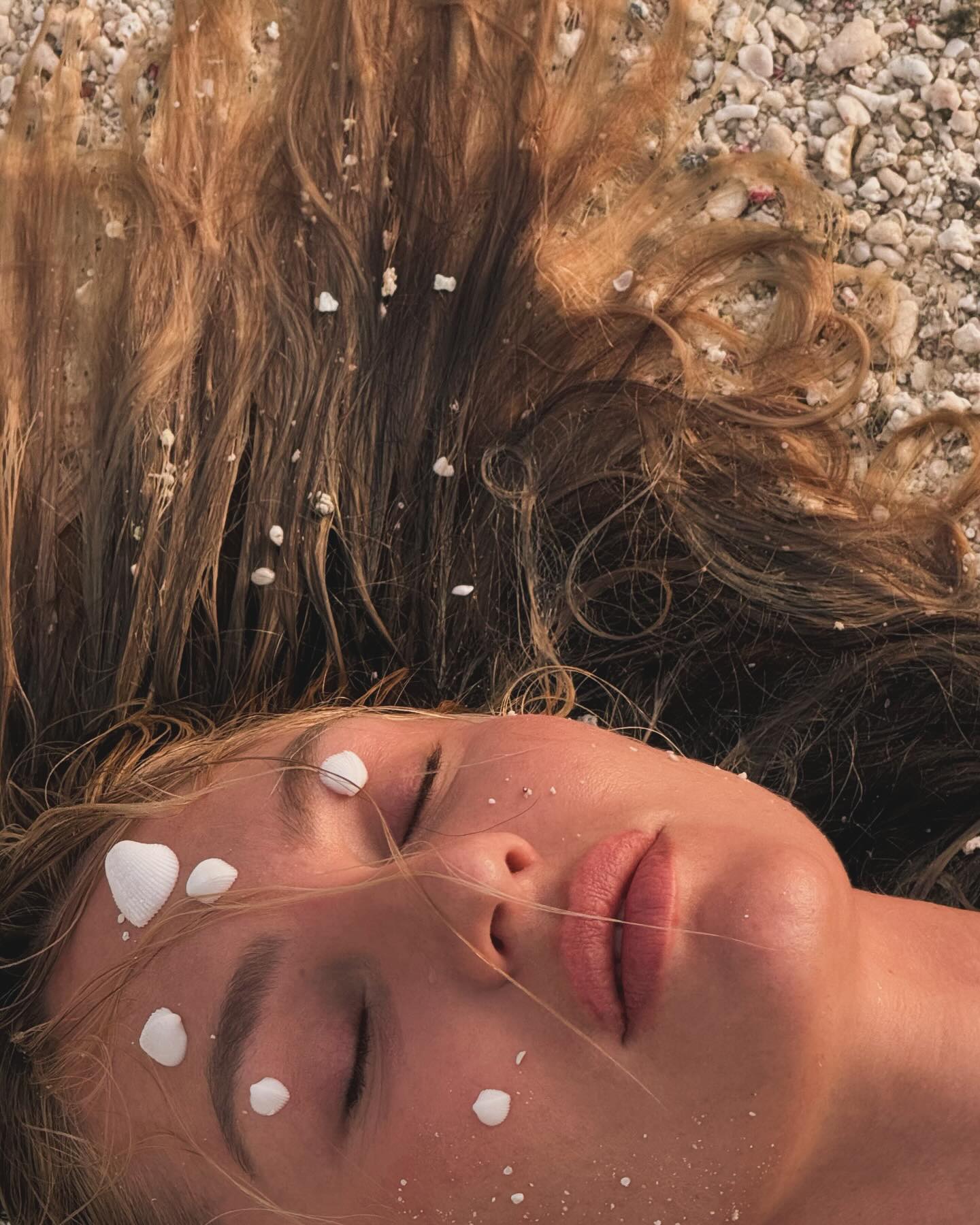 Candice Swanepoel #27069