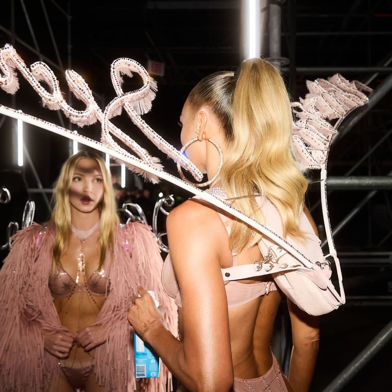 Candice Swanepoel #27204