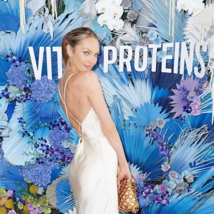 Candice Swanepoel photo 259574