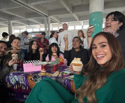 Yanet Garcia photo 27250