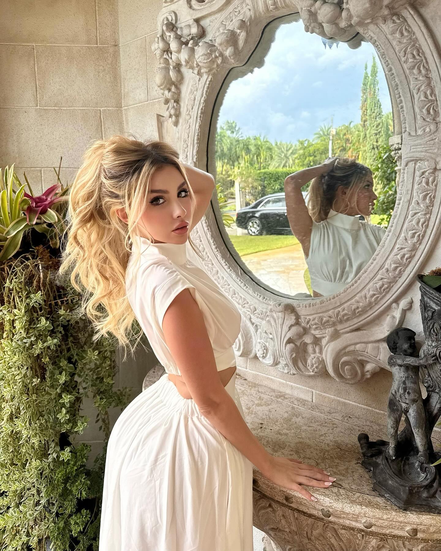 Alexa Dellanos #27667