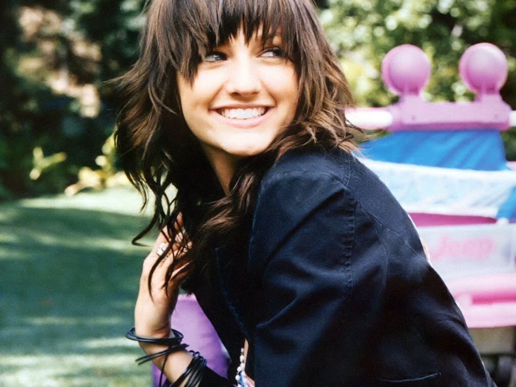 Ashlee Simpson #71103