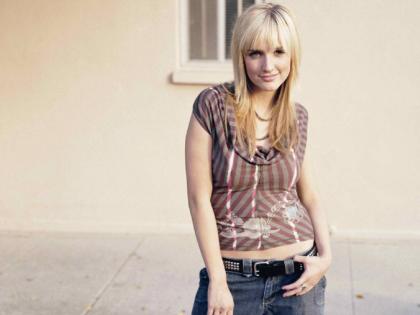 Ashlee Simpson photo 71089