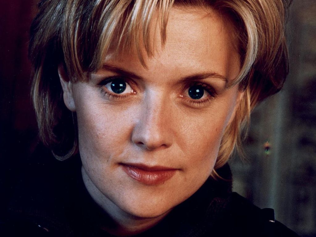 Amanda Tapping #60688