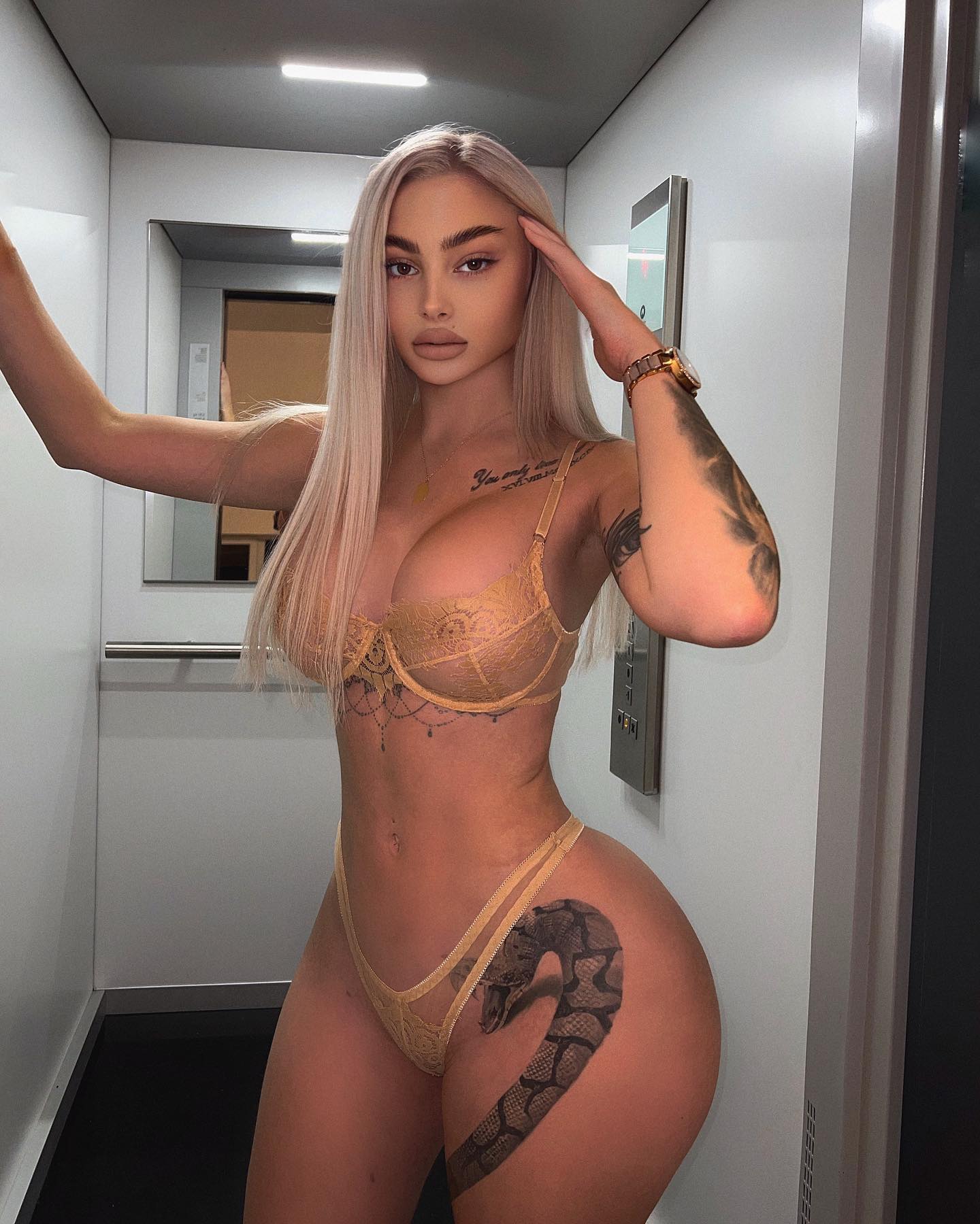 Céline Centino #3345