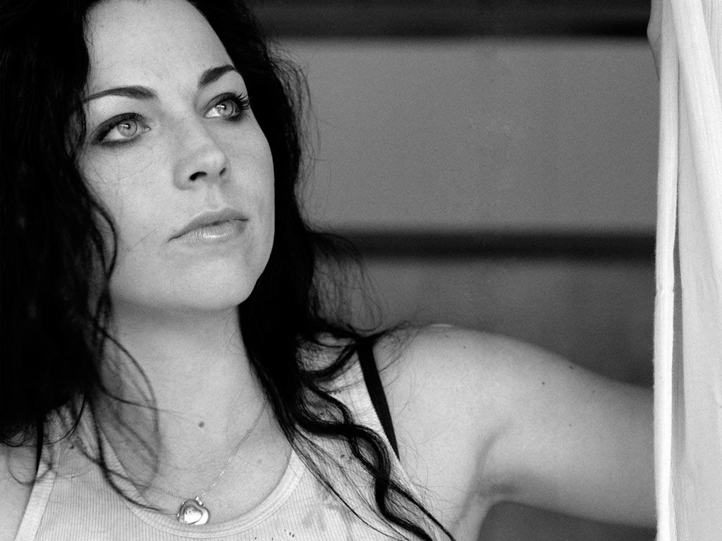 Amy Lee #60824