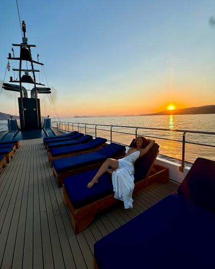 Janet Guzman photo 418