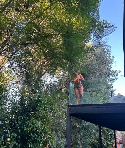 Janet Guzman photo 422