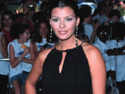 Ali Landry photo 28300