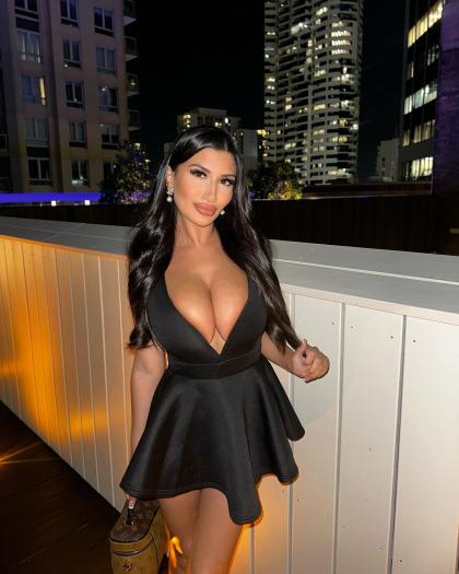 Melissa Stefoulis photo 3599