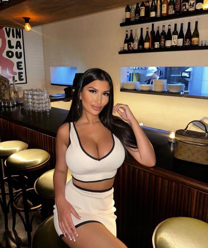 Melissa Stefoulis photo 3607