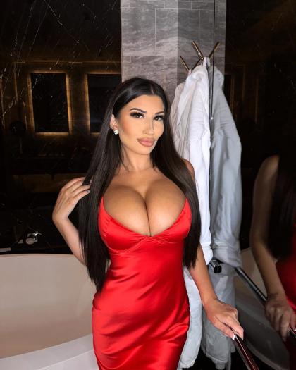 Melissa Stefoulis photo 3640