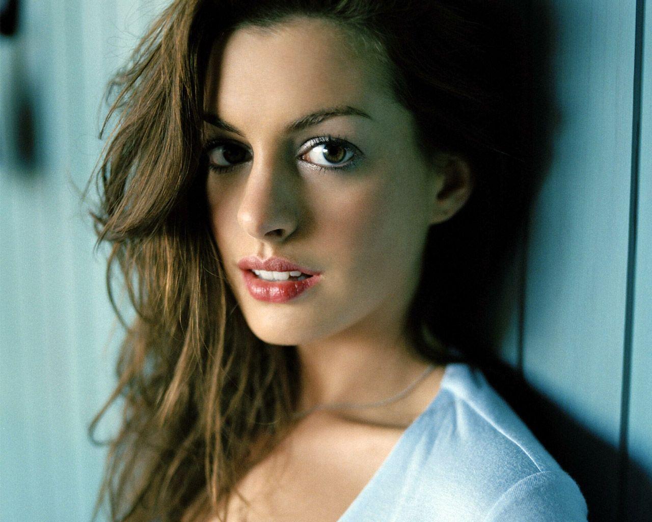 Anne Hathaway #238505