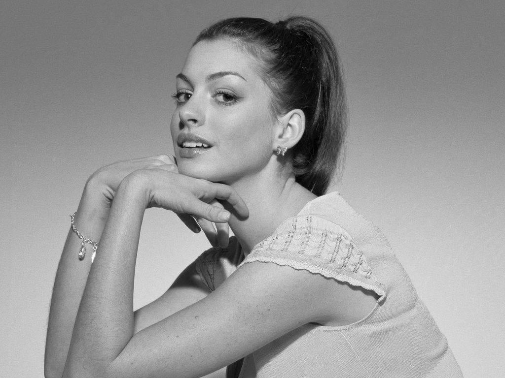 Anne Hathaway #61251