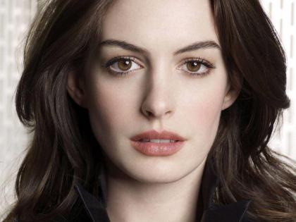 Anne Hathaway