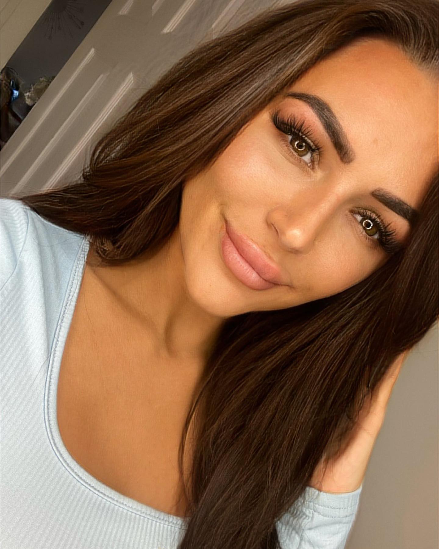 Hollie Louise Brown #3919