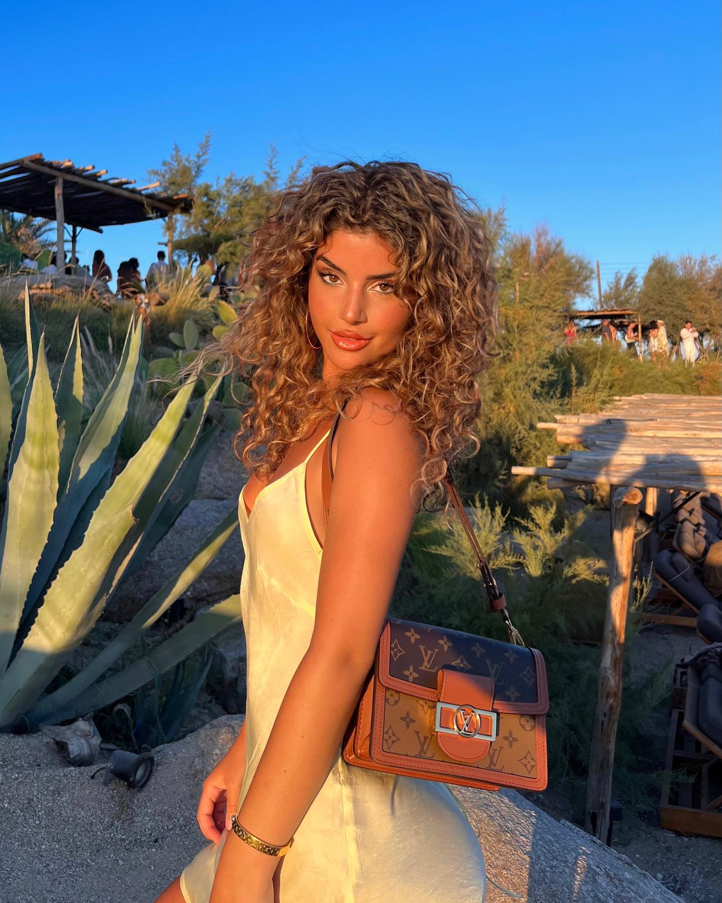 Zoe Garifallou #61997