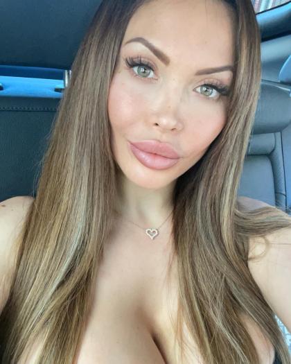 Anastasia Doll photo 40981