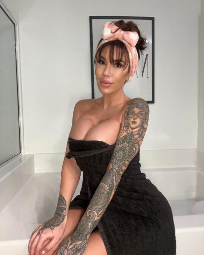 Savanna Santos photo 62828