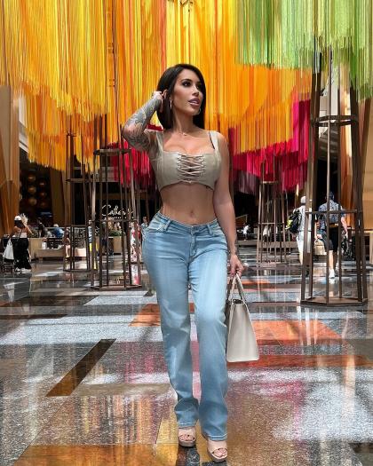 Savanna Santos photo 62845