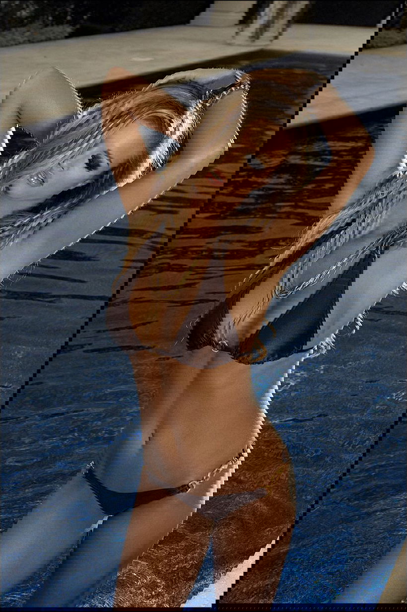 Joanna Krupa #105399