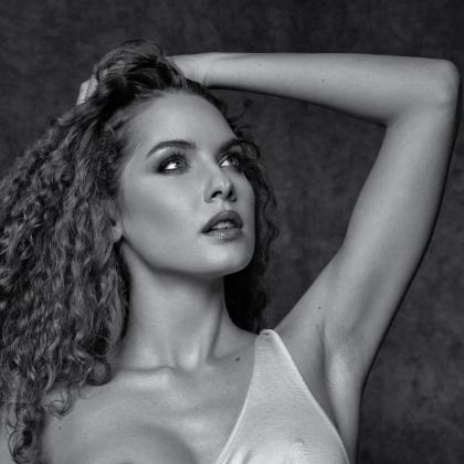 Guinevere Huney photo 63222