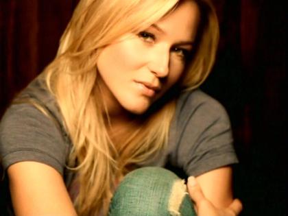 Jewel Kilcher photo 78932