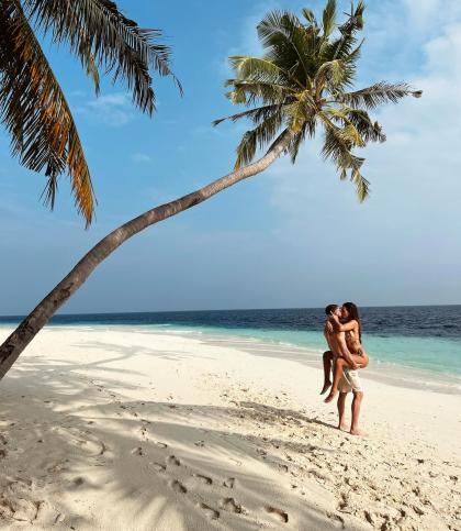 Holly Peers photo 63418