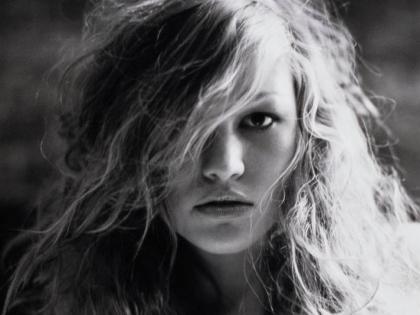 Julia Stiles photo 79308