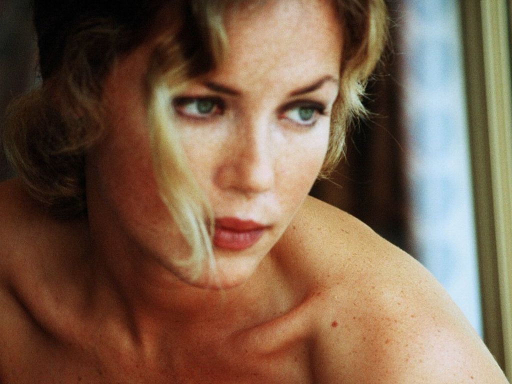 Connie Nielsen #72988