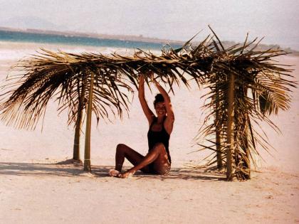 Josie Maran photo 79442