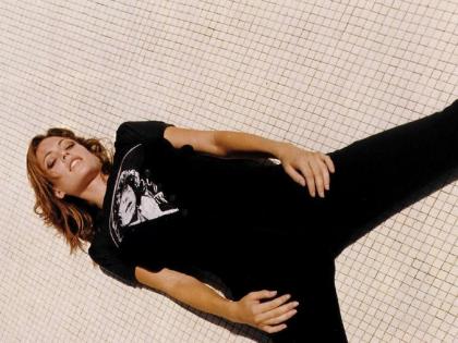 Josie Maran photo 79519