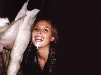 Josie Maran photo 79527