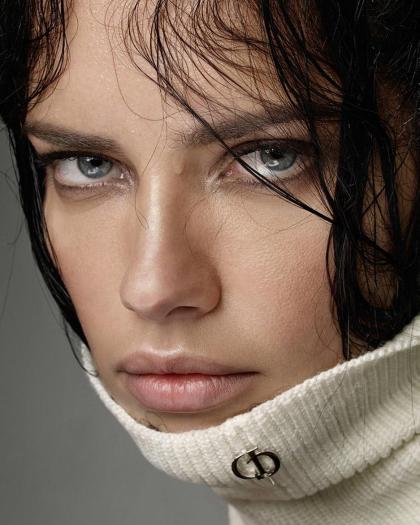 Adriana Lima photo 24560