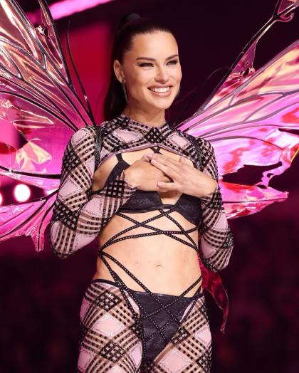 Adriana Lima photo 24563