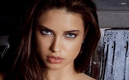 Adriana Lima photo 24587