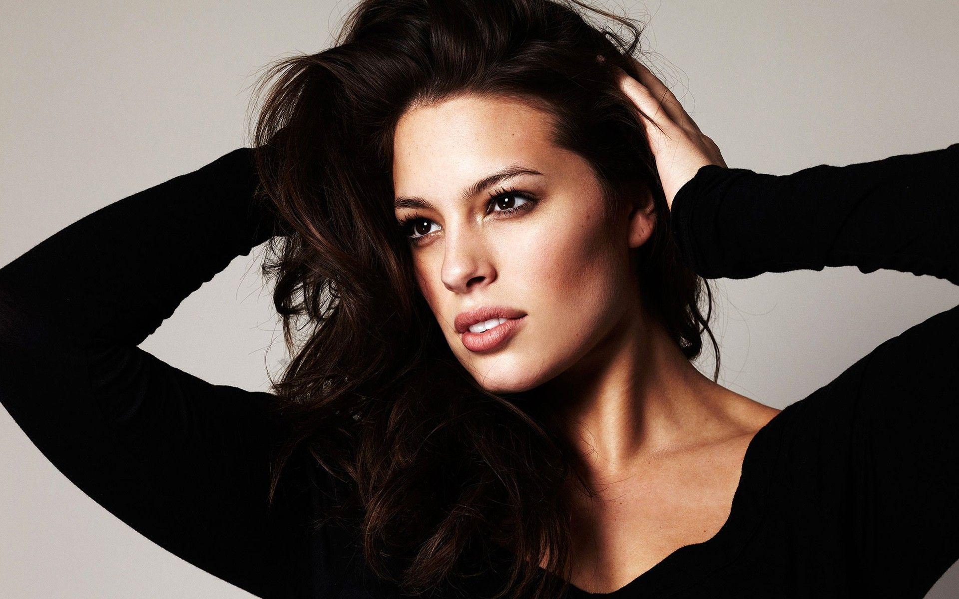 Ashley Graham #241085
