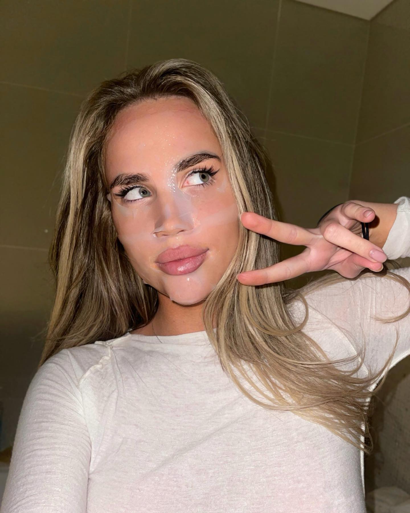 Julia Neezlaya #65175