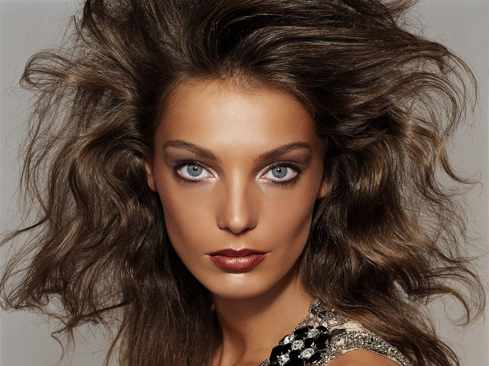 Daria Werbowy #241128