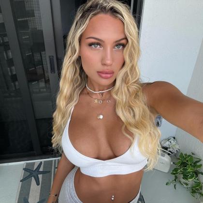 Mila Monet photo 65533