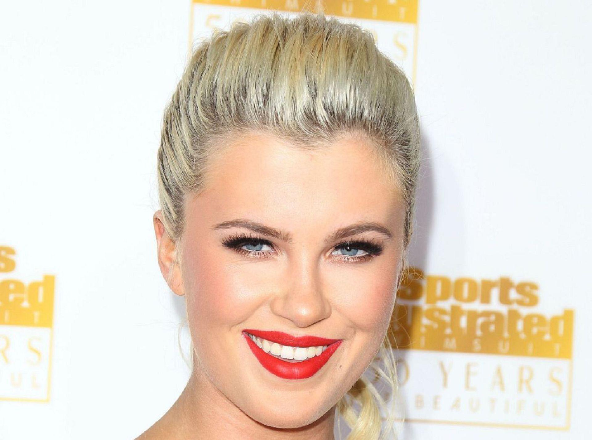 Ireland Baldwin #241299