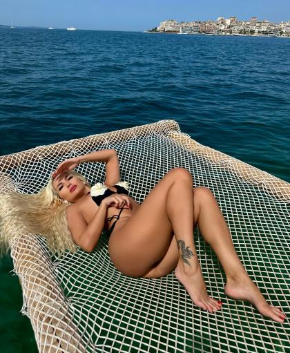 Jelena Unikat photo 675