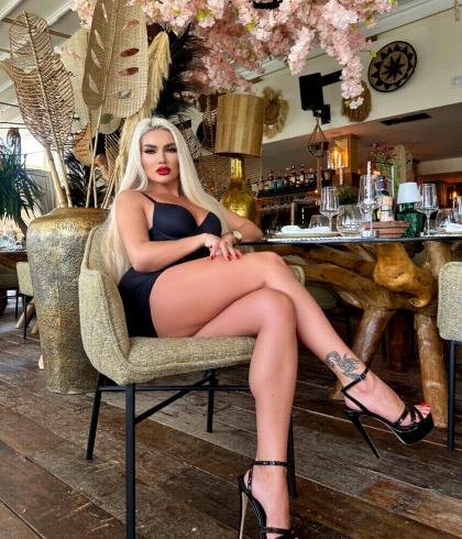 Jelena Unikat photo 677